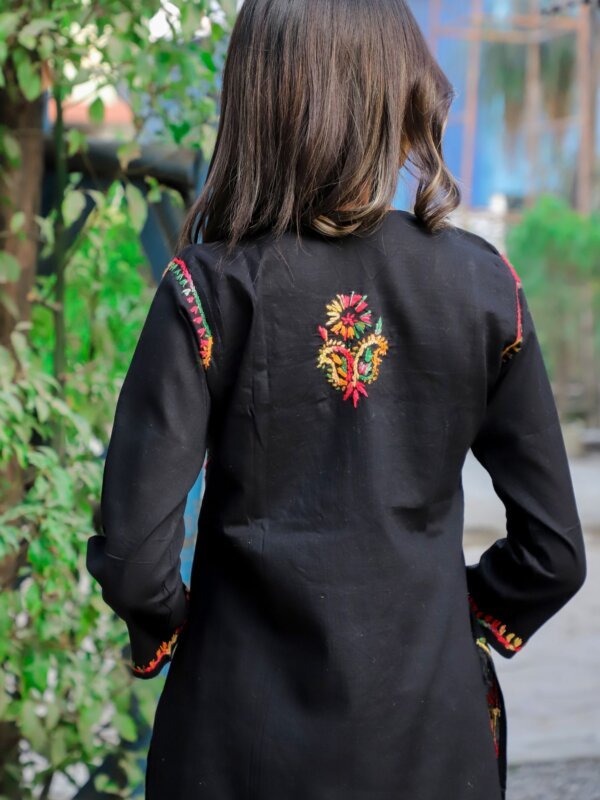 Siilkari Hand Embroidered Multicolor Cotton Chikankari Straight Kurti (Black) - Image 3