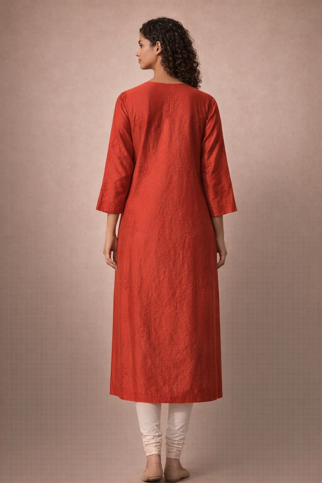 chanderi-bakhiya-chikankari-kurti-red-6 Back design of red hand embroidered Chanderi chikankari kurti